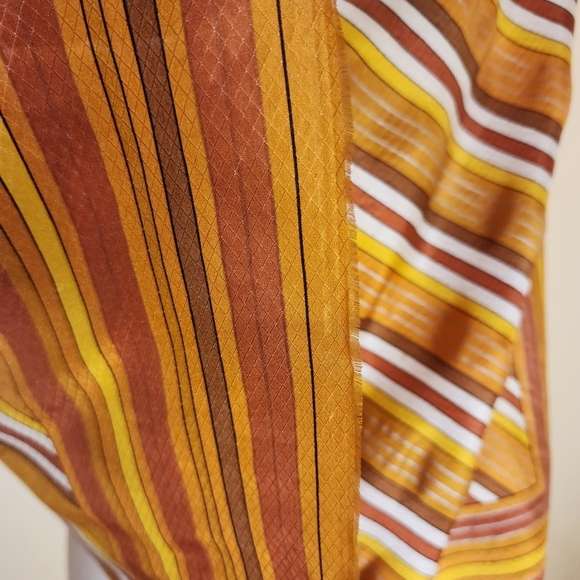 Oscar de la Renta 100% Silk Striped Neck Scarf 30" x 30" - Picture 8 of 11